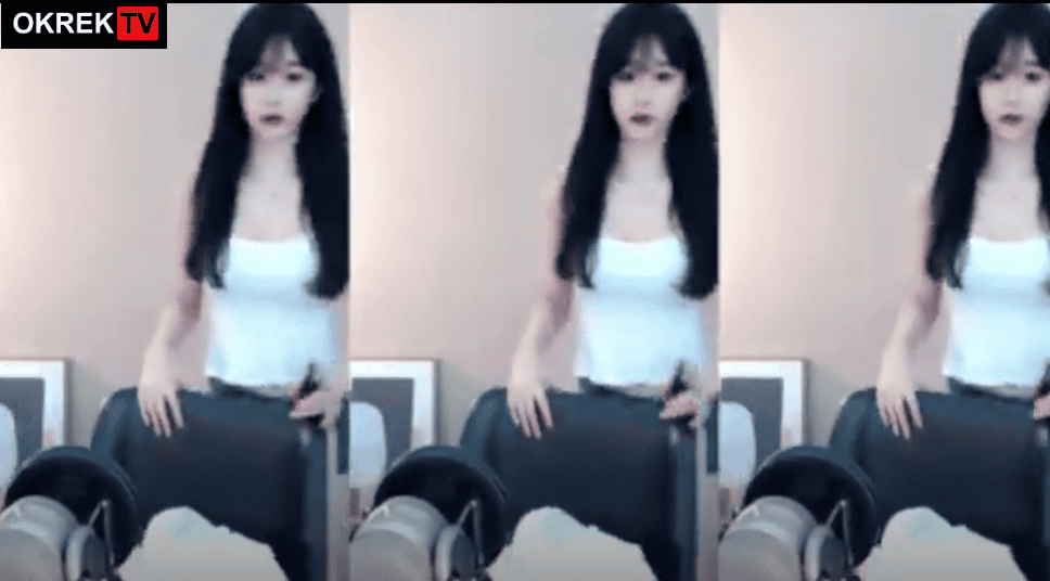Scene: 13 Video Janda Viral Paling Dicari Tanpa Sensor  *  asupan viral !!Parkiran>